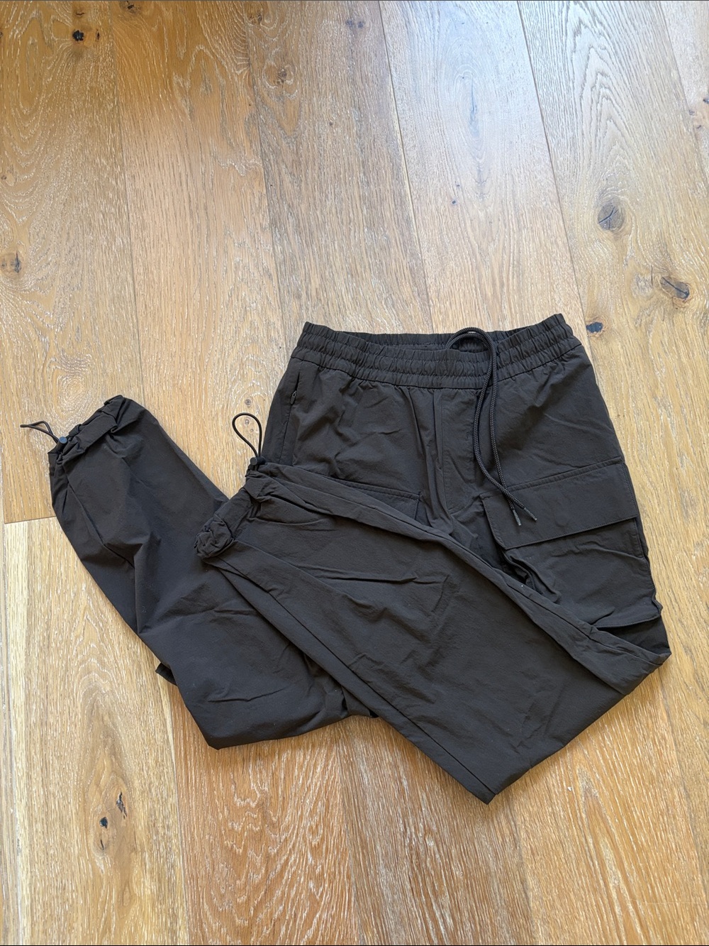 Alo Men’s Brown Cargo Venture Pant